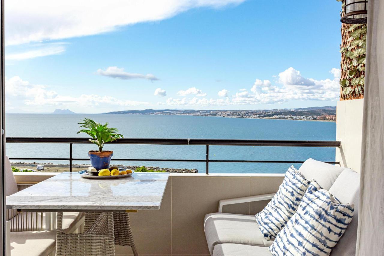 Cp - Modern Beachside Apartment In Estepona Exterior photo